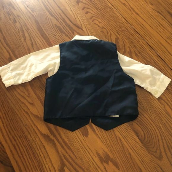 In Design Boyswear white collared shirt w/ red plaid vest size L 6-9 mo - Picture 2 of 2